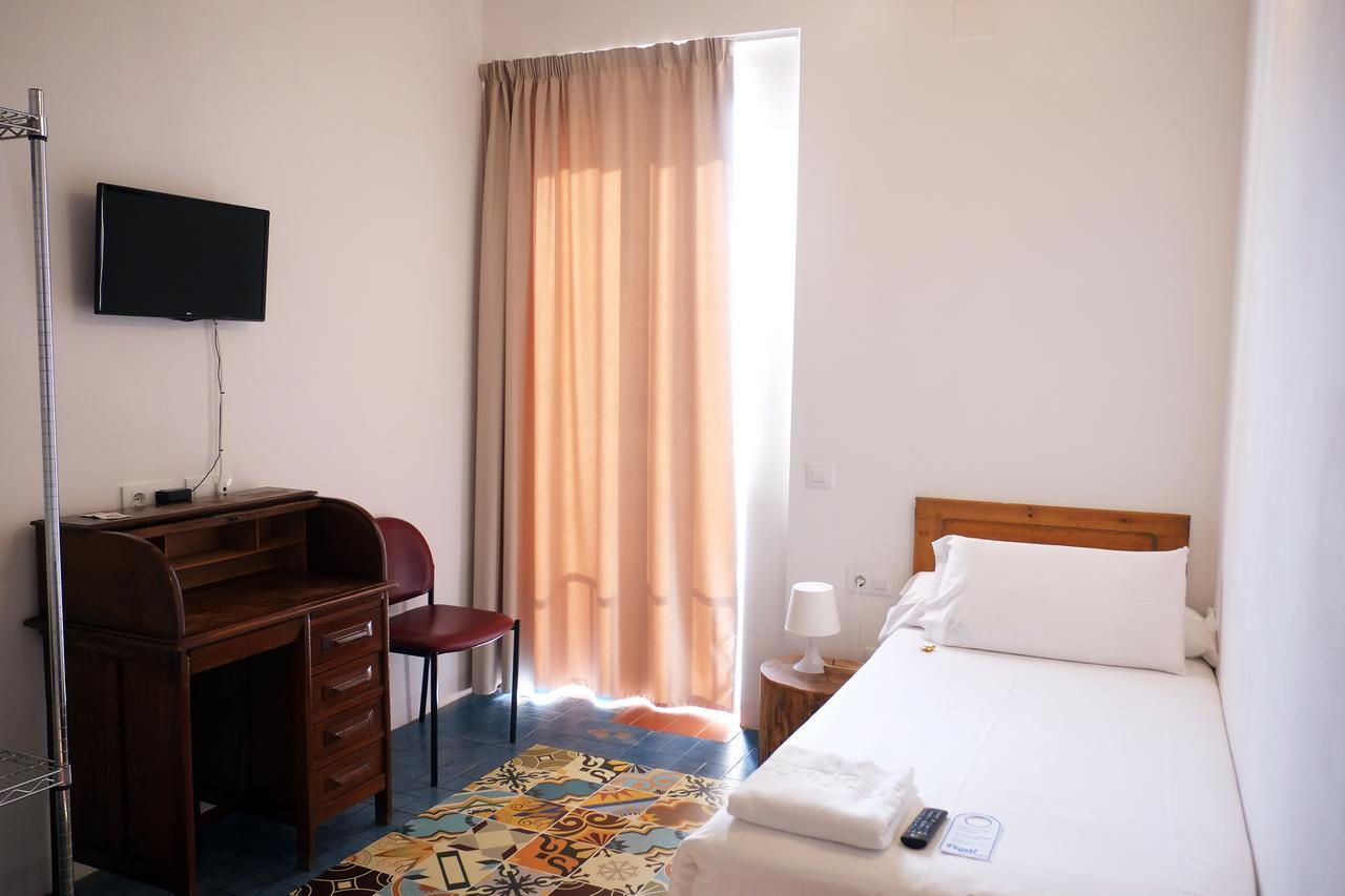 Pigal Hotel