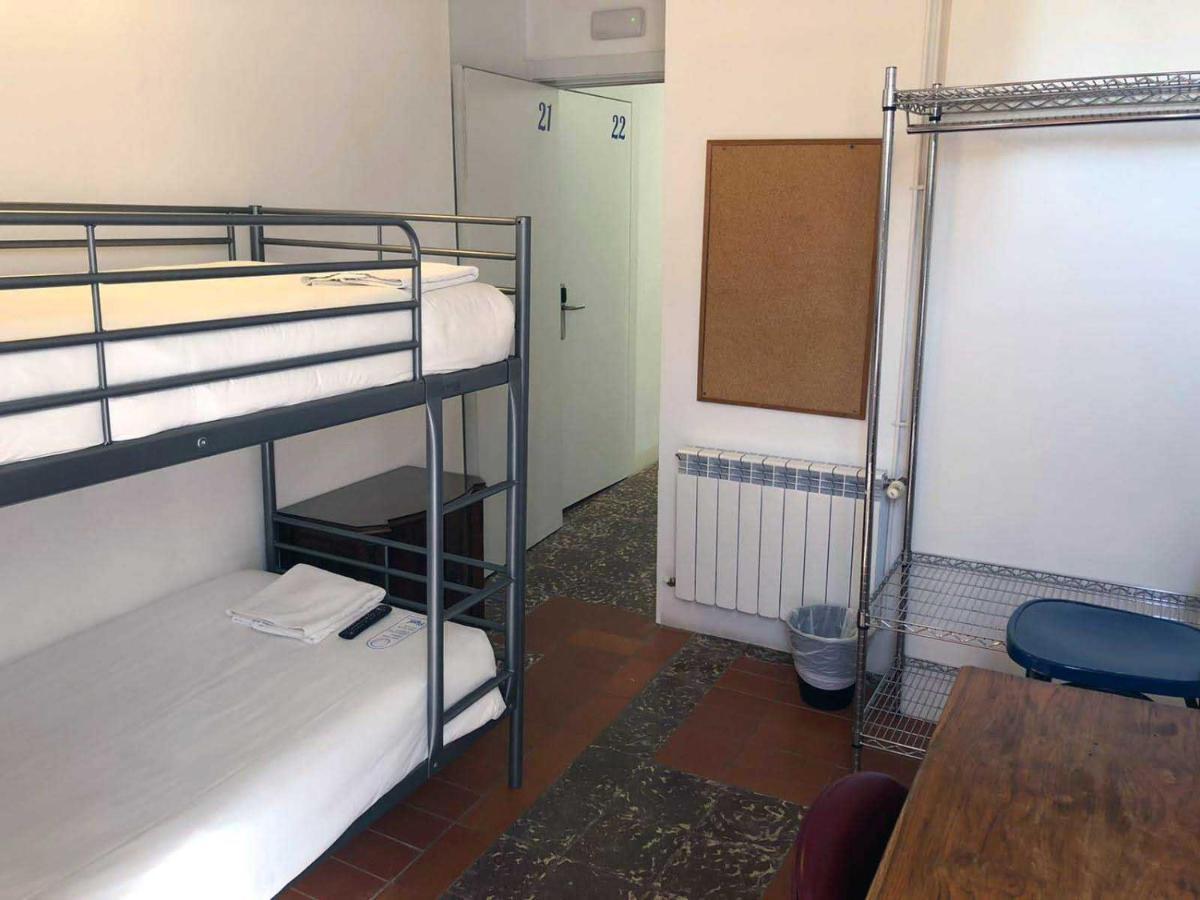 Pigal Hotel